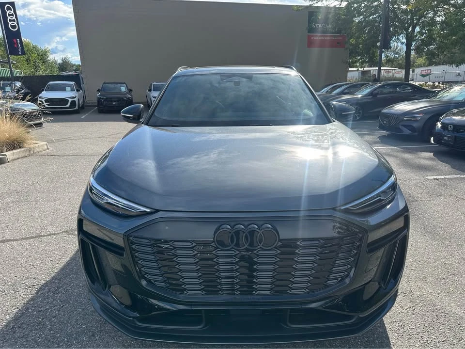 2027 Audi Q6 e-tron - Image 2 of 10