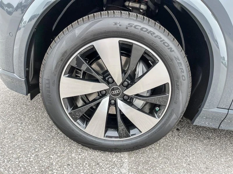 2027 Audi Q6 e-tron - Image 9 of 20