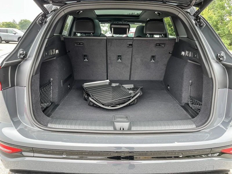 2027 Audi Q6 e-tron - Image 11 of 20