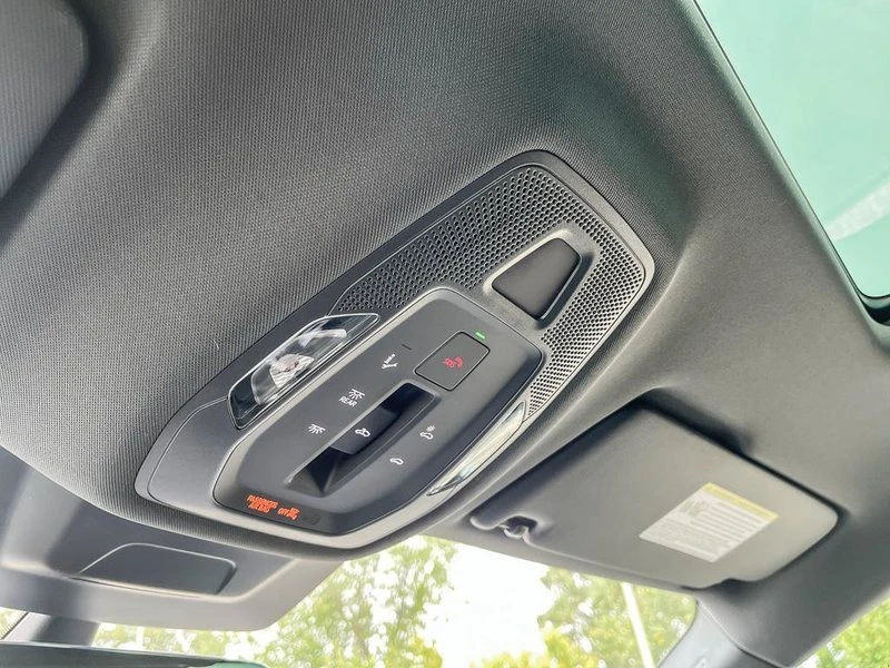 2027 Audi Q6 e-tron - Image 17 of 20