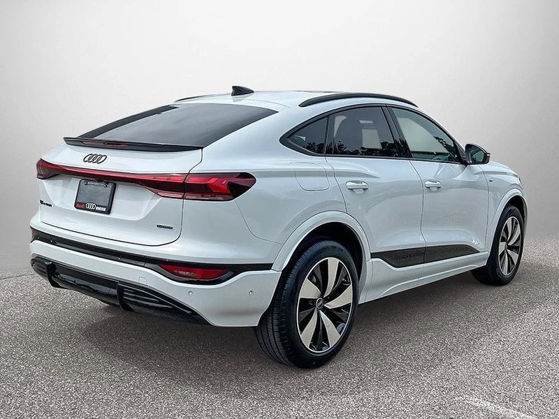 2027 Audi Q6 e-tron - Image 4 of 20