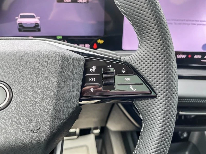2027 Audi Q6 e-tron - Image 14 of 20