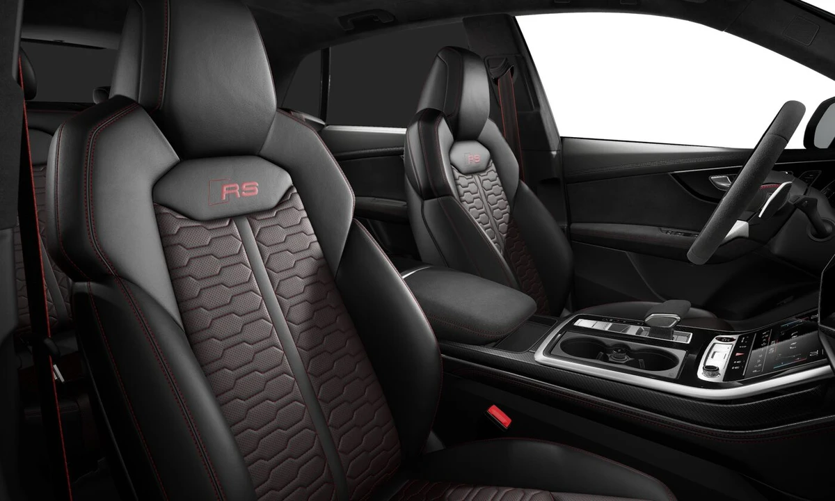 2027 Audi RS Q8 Performance - Image 7 of 8