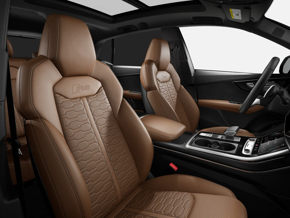 2027 Audi RS Q8 Performance - Image 2 of 25