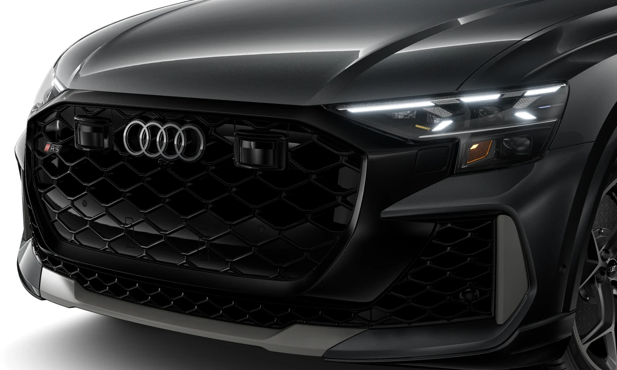 2027 Audi RS Q8 Performance - Image 10 of 25