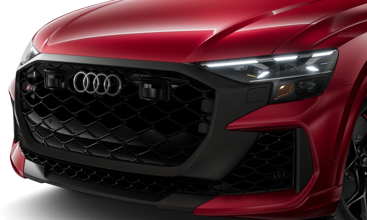 2027 Audi RS Q8 Performance - Image 10 of 25