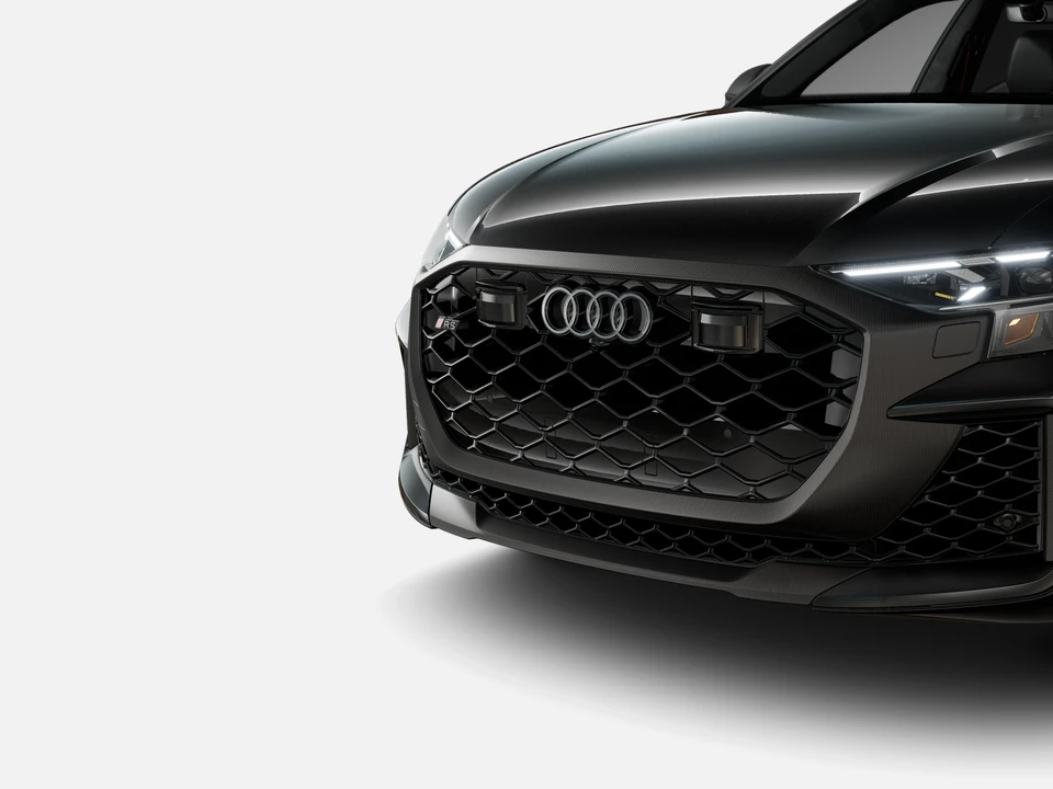 2027 Audi RS Q8 Performance - Image 3 of 25