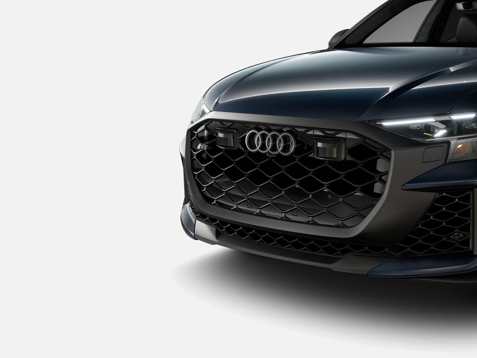2027 Audi RS Q8 Performance - Image 3 of 25