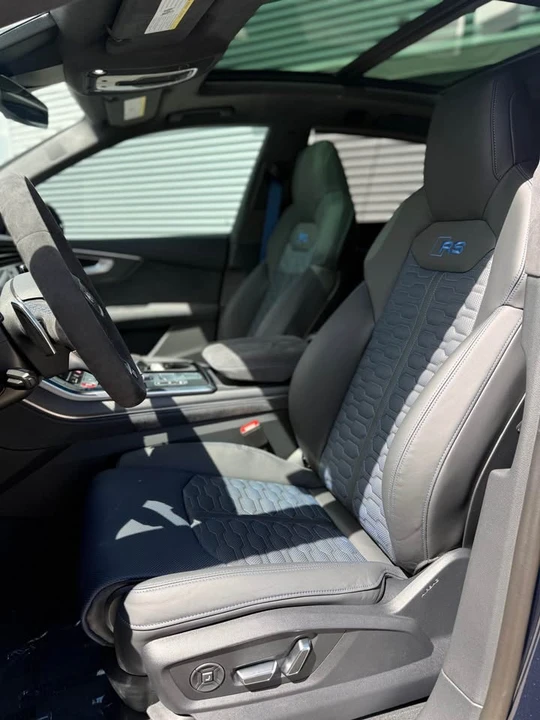2027 Audi RS Q8 Performance - Image 15 of 20