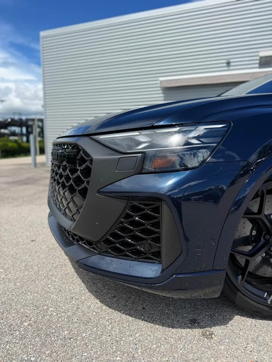 2027 Audi RS Q8 Performance - Image 18 of 20