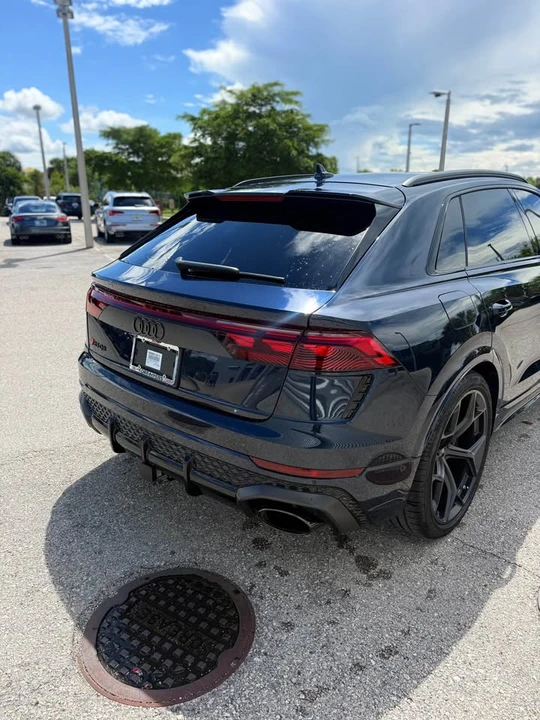2027 Audi RS Q8 Performance - Image 12 of 20