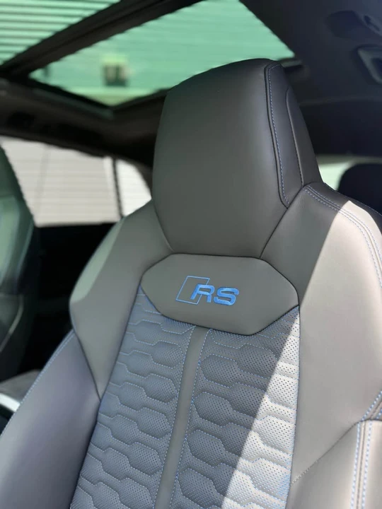 2027 Audi RS Q8 Performance - Image 13 of 20