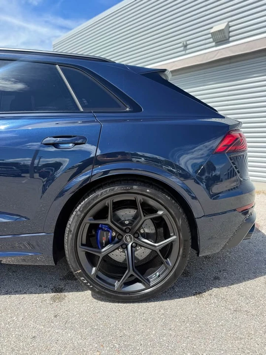 2027 Audi RS Q8 Performance - Image 4 of 20