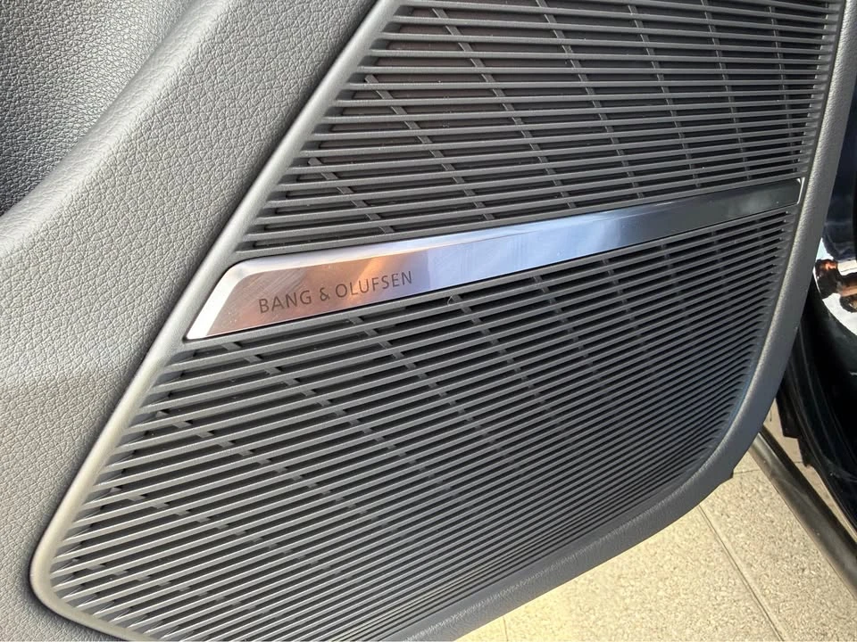 2027 Audi SQ8 - Image 7 of 10
