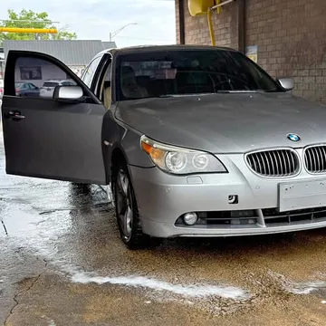 2007 BMW 5 Series 525xi Sedan