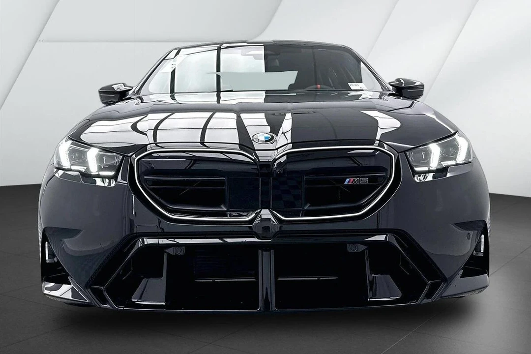 2027 BMW G60 5 Series Sedan - Image 2 of 2