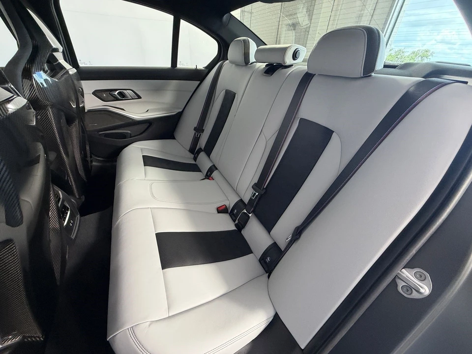 2027 BMW - Image 28 of 31