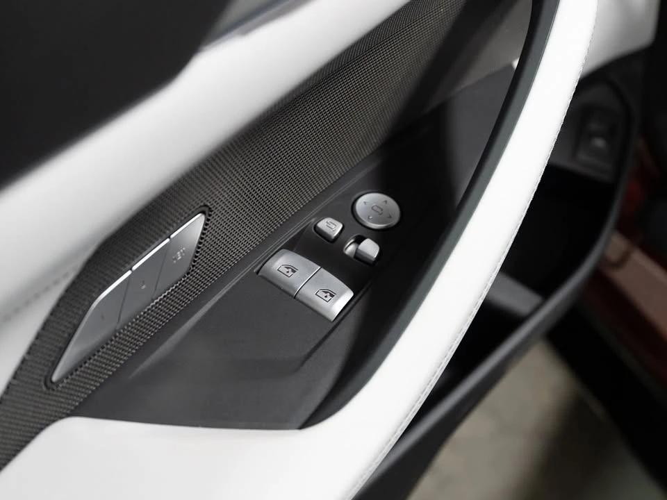 2027 BMW G82/G83 M4 - Image 17 of 20