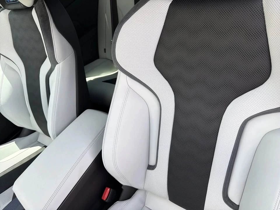 2027 BMW G82/G83 M4 - Image 10 of 16