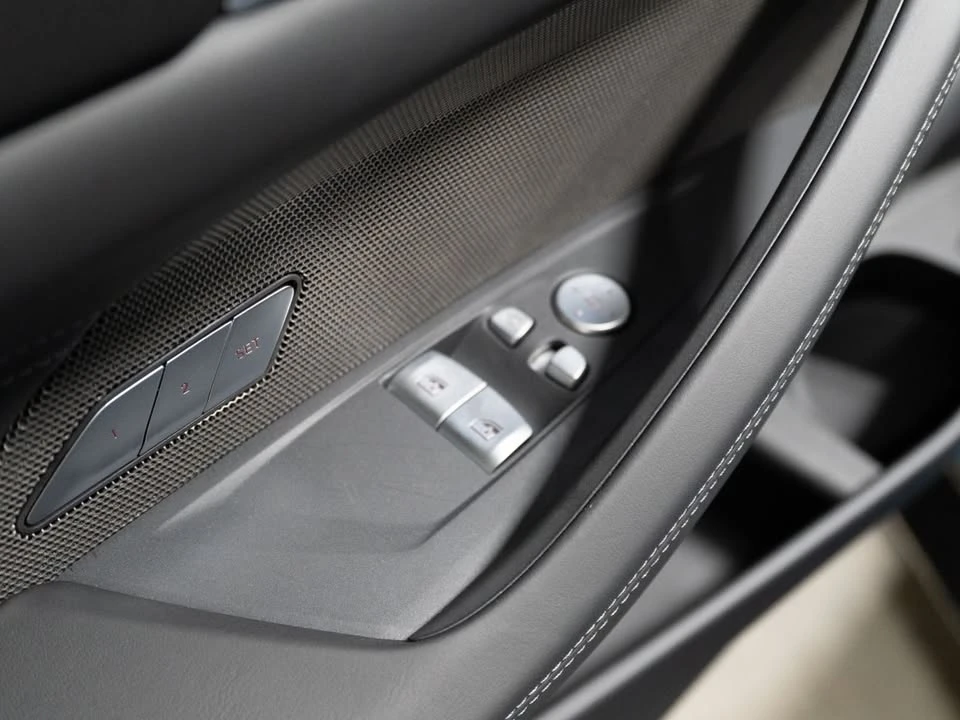 2027 BMW G82/G83 M4 - Image 16 of 20