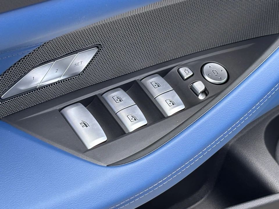 2027 BMW G82/G83 M4 - Image 15 of 31