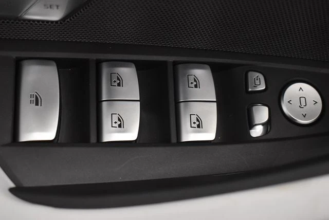 2027 BMW G82/G83 M4 - Image 23 of 31