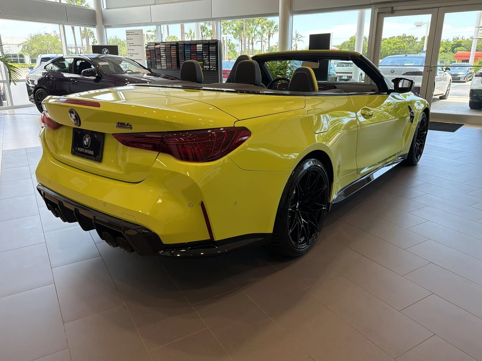 2027 BMW G82/G83 M4 - Image 9 of 31