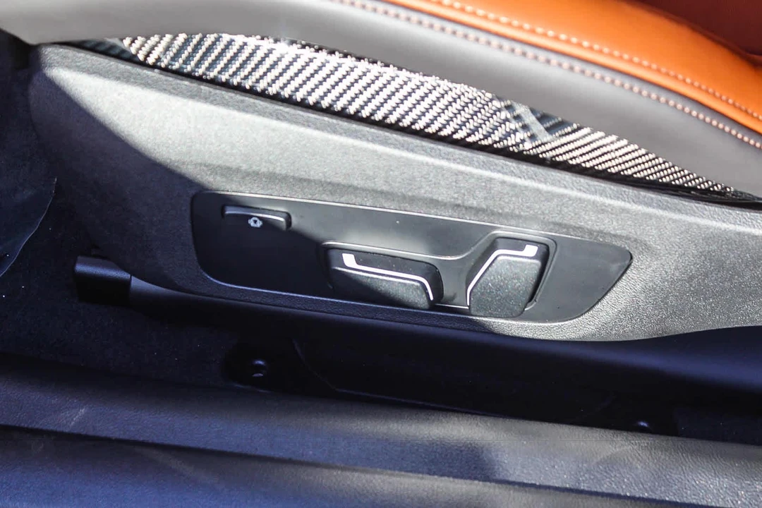 2027 BMW G82/G83 M4 - Image 25 of 31