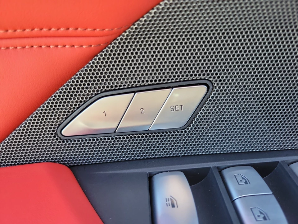 2027 BMW G82/G83 M4 - Image 16 of 31