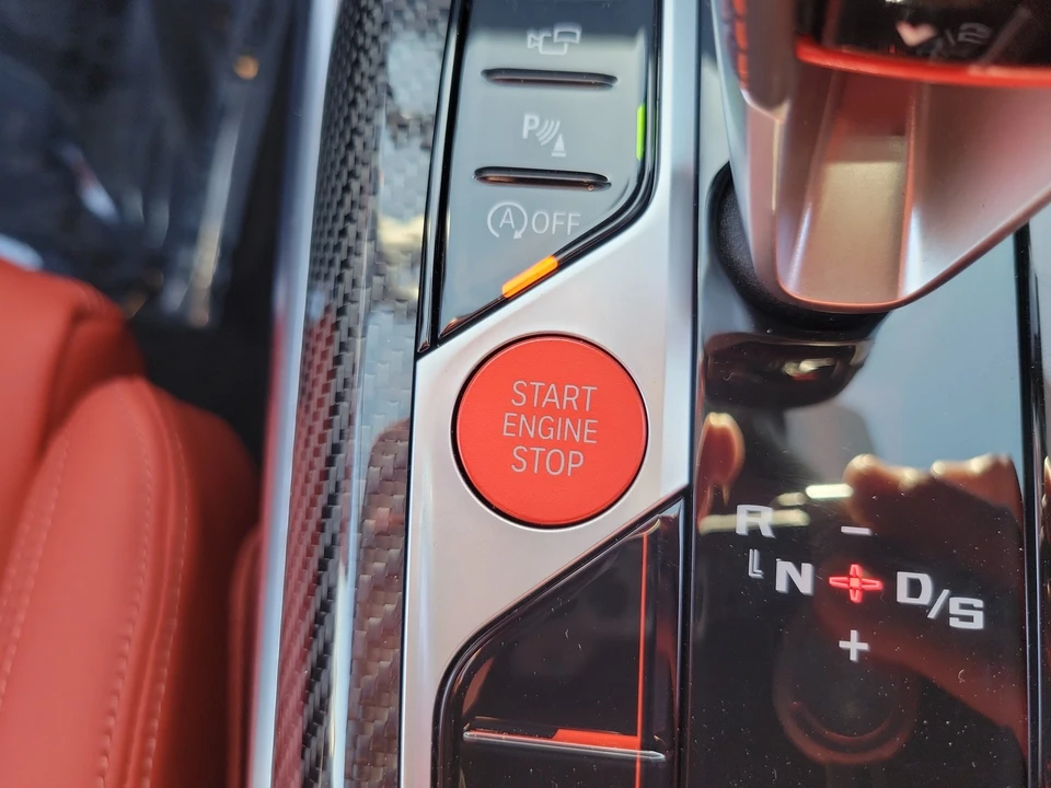 2027 BMW G82/G83 M4 - Image 27 of 31