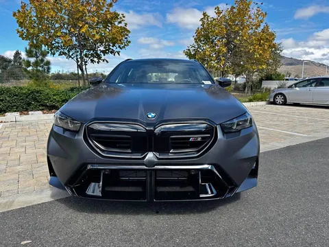 2027 BMW M5 Base