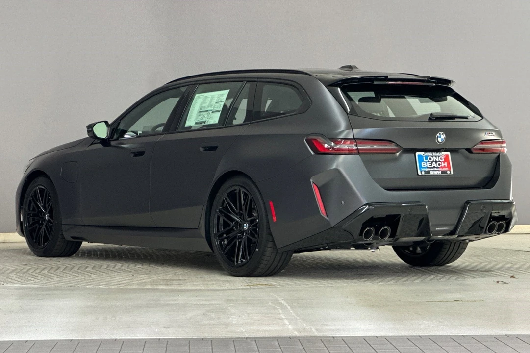2027 BMW G90/G99 M5 - Image 3 of 30