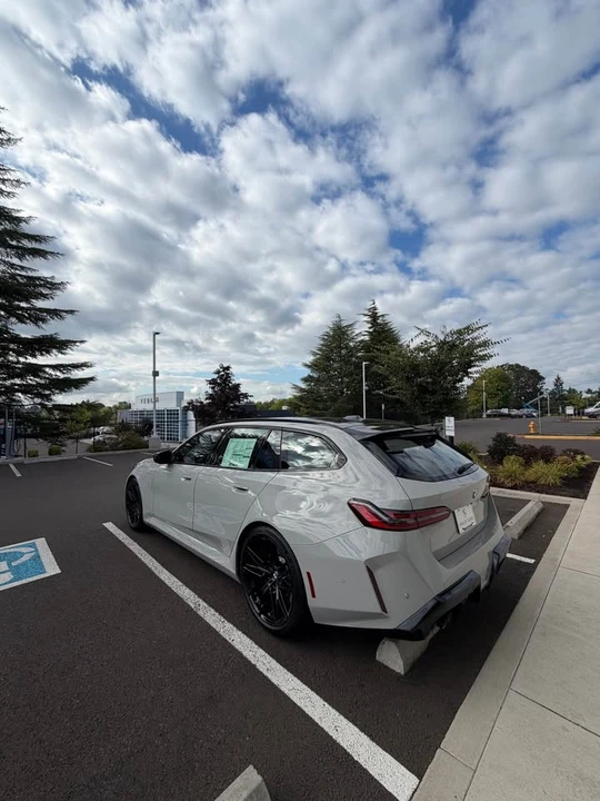 2027 BMW G90/G99 M5 - Image 3 of 7