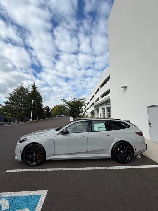 2027 BMW G90/G99 M5 - Image 2 of 7