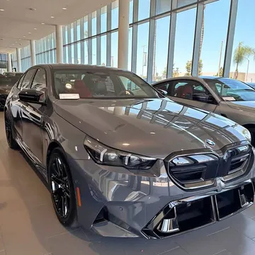 2027 BMW M5