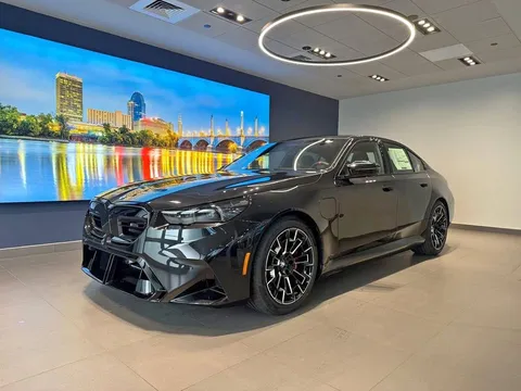 2027 BMW M5 Base