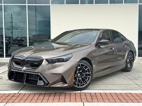 2027 BMW M5