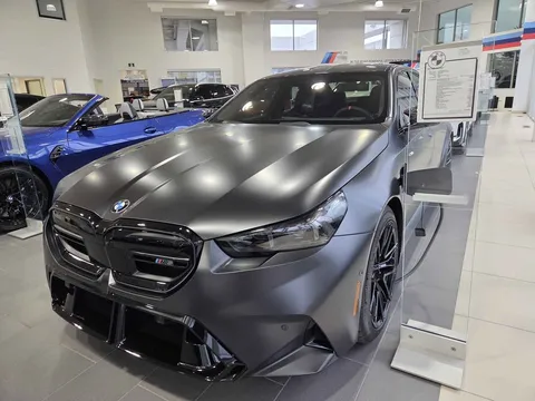 2027 BMW M5