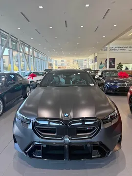 2027 BMW M5