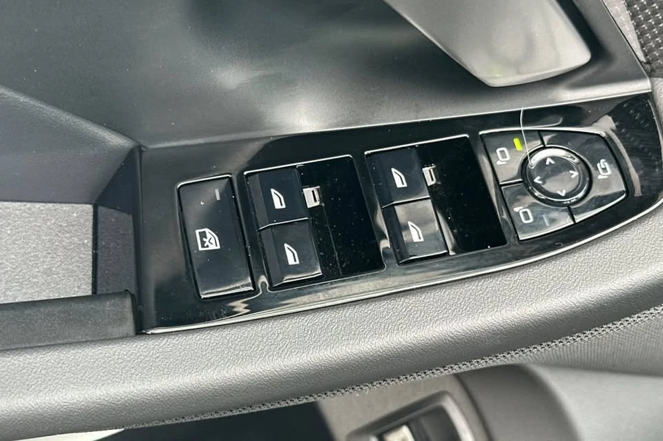 2027 BMW G90/G99 M5 - Image 13 of 19