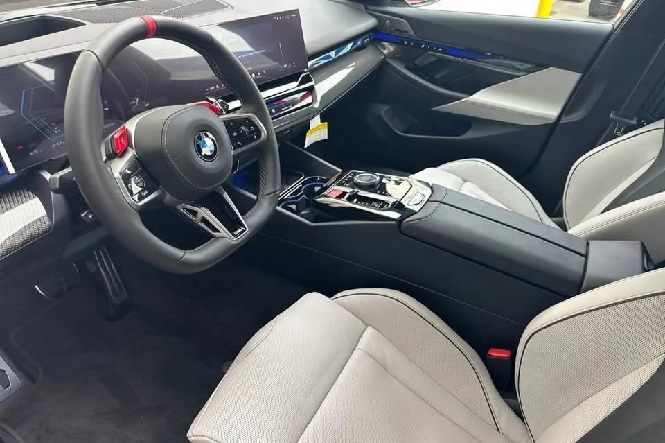 2027 BMW G90/G99 M5 - Image 2 of 19