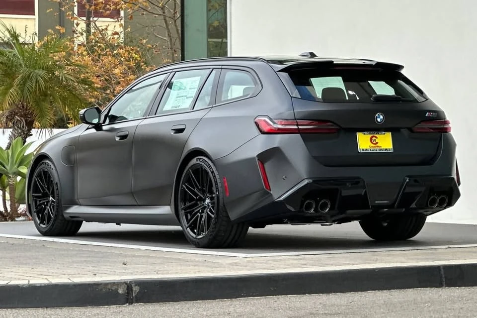 2027 BMW G90/G99 M5 - Image 8 of 19