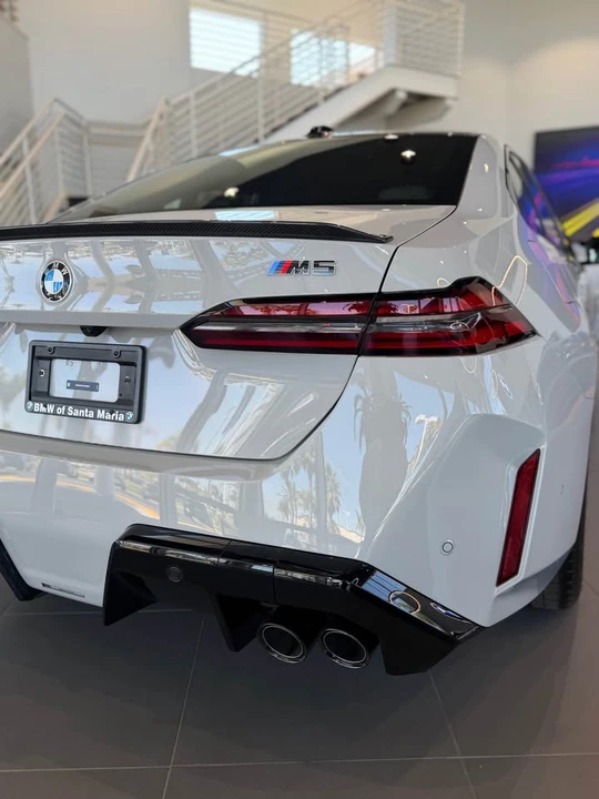 2027 BMW G90/G99 M5 - Image 6 of 17