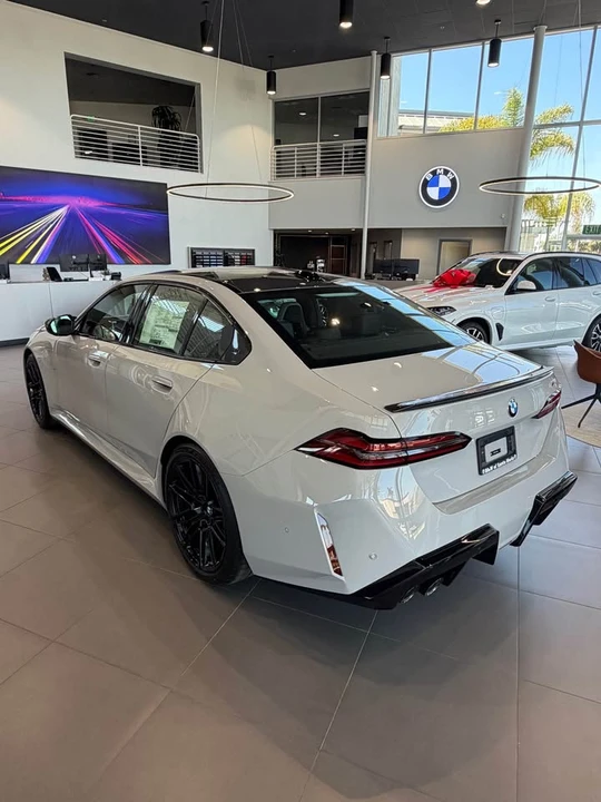 2027 BMW G90/G99 M5 - Image 4 of 17