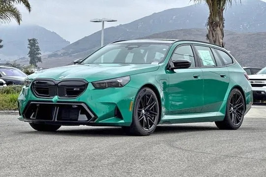 2027 BMW M5 Touring AWD