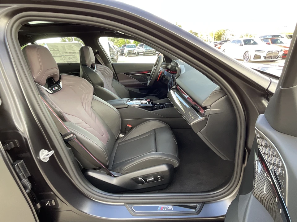 2027 BMW G90/G99 M5 - Image 24 of 31