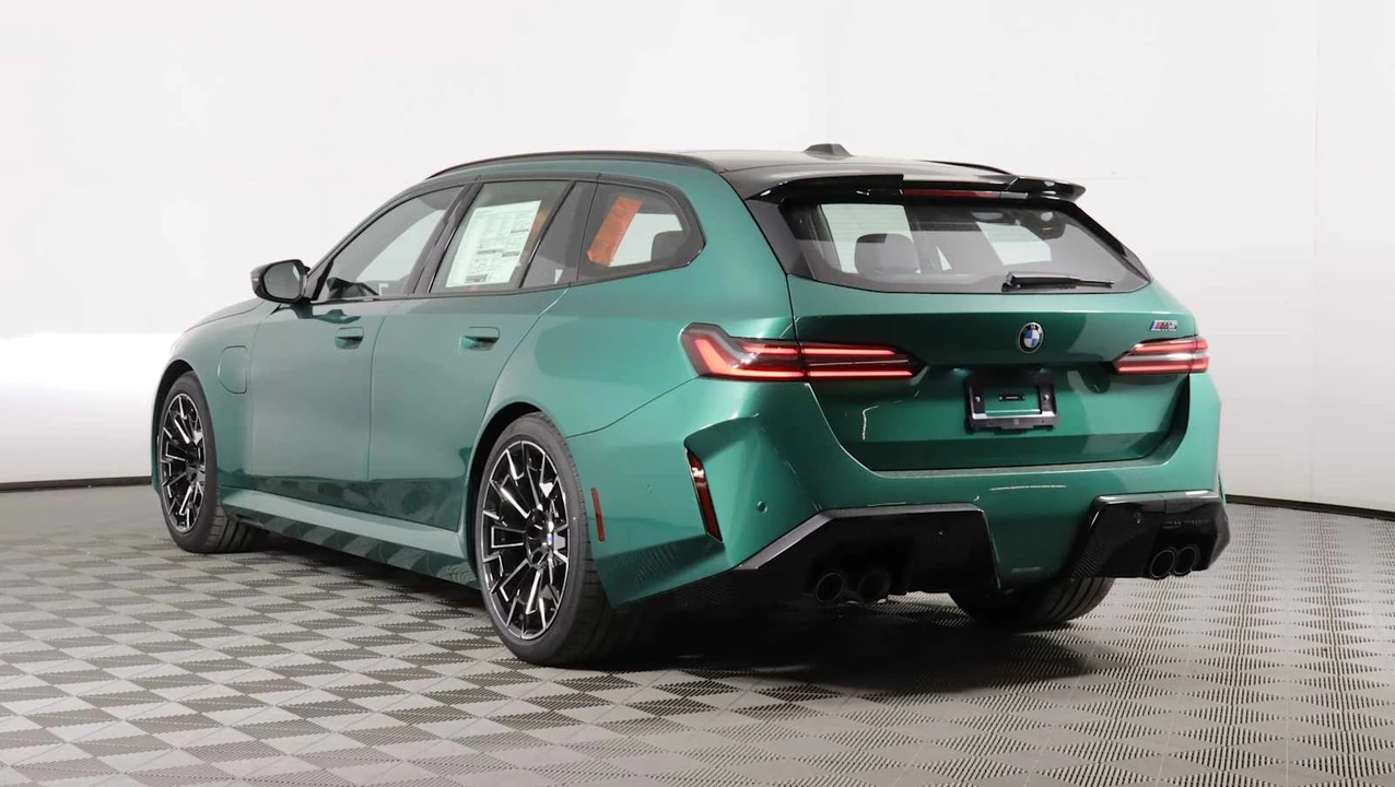 2027 BMW G90/G99 M5 - Image 3 of 30