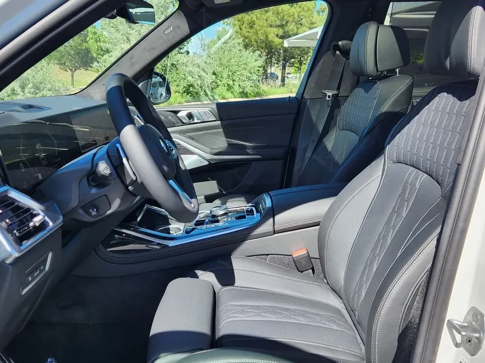 2027 BMW G07 X7 - Image 10 of 19