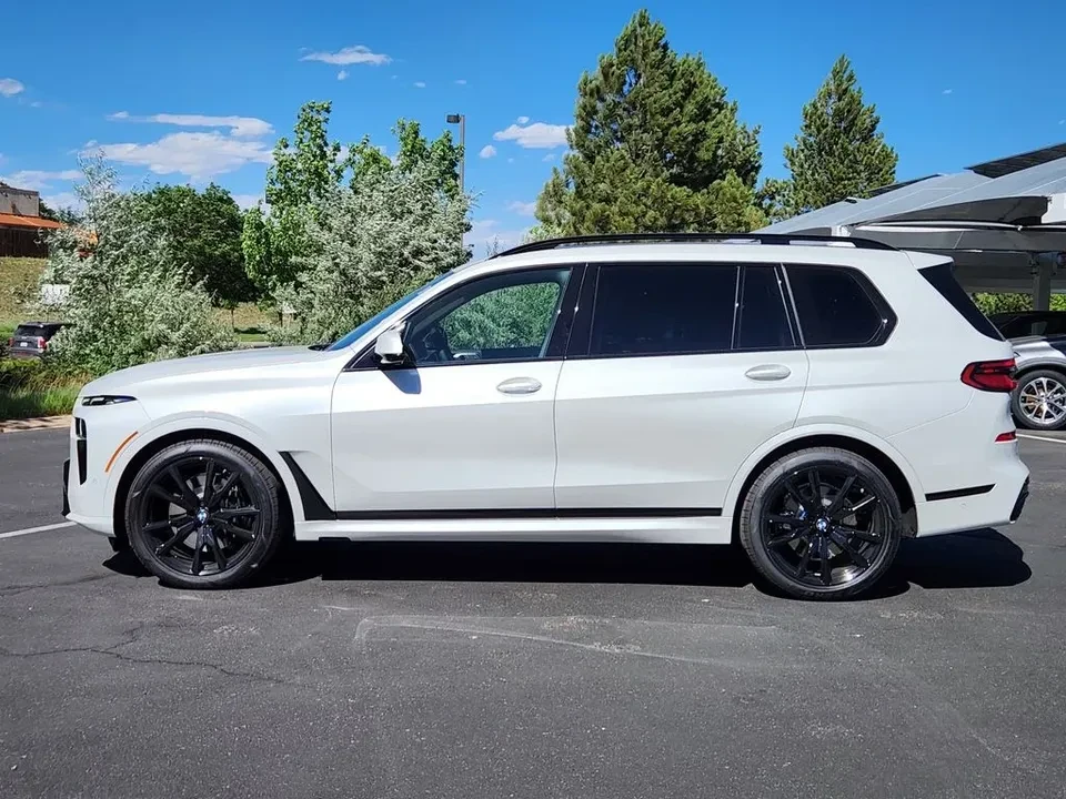 2027 BMW G07 X7 - Image 3 of 19
