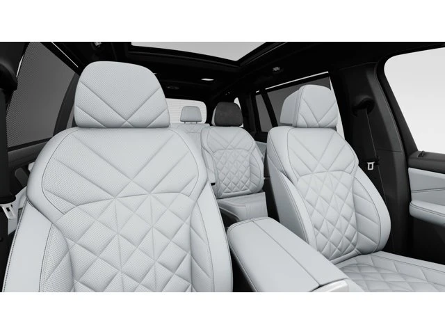 2027 BMW G07 X7 - Image 4 of 14
